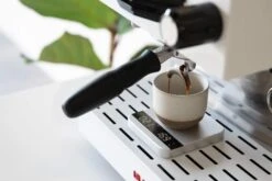 Acaia Lunar 2021 Coffee Scale 6 Acaia Lunar 2021 Coffee Scale -Coffee Supply Store acaia lunar 2021 coffee scale 7235