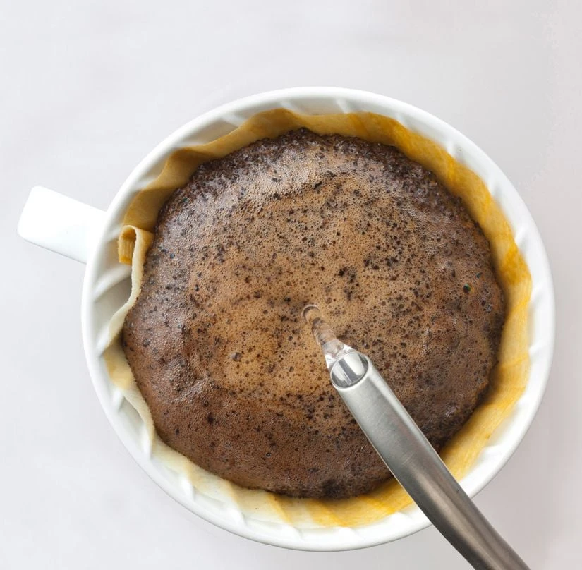 Hario V60 Ceramic Coffee Dripper Size 02 4 Hario V60 Ceramic Coffee Dripper Size 02 - Image 2